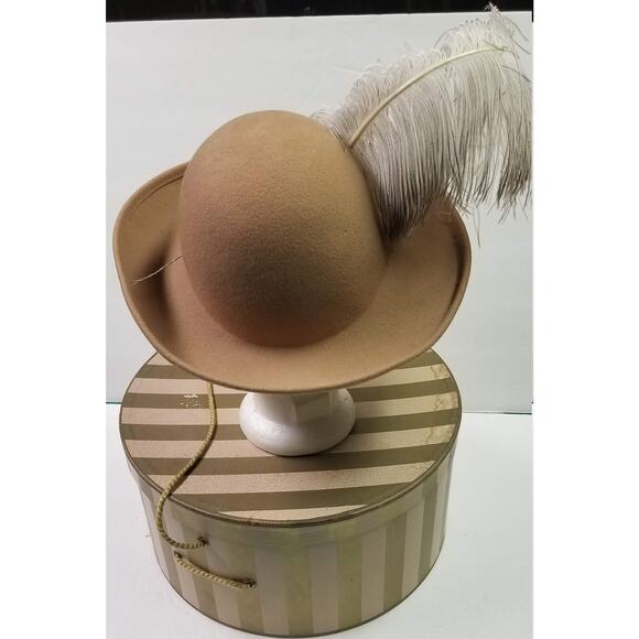 Vintage Ladies Hat Wool Felt Ostrich Feather  Doeskin George Bollman Co & Box